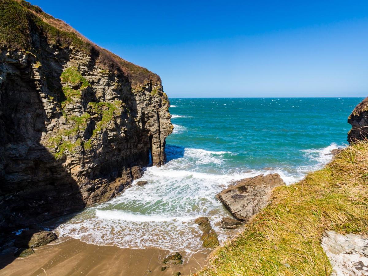 Polrunny Farm Elderberry Cottage With Sea View Boscastle Exterior photo